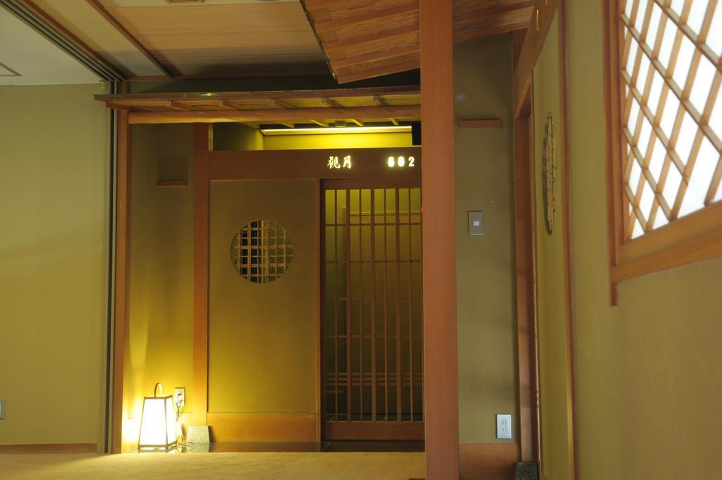 Yugawara Onsen Kawasegien Isuzu Hotel Atami  Kültér fotó